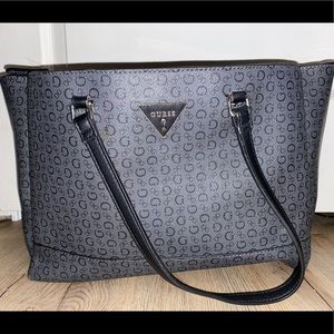 Guess purse for sale